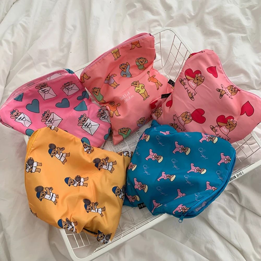 Linda Bolsa de Maquillaje Kawa - Stationery reseña y precio